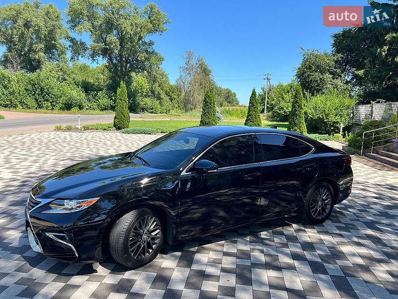 Седан Lexus ES 2018 в Чернігові