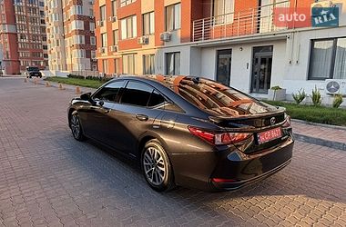 Седан Lexus ES 2022 в Одессе