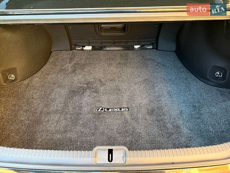 Седан Lexus ES 2022 в Одессе