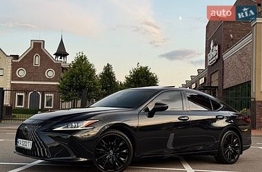 Седан Lexus ES 2021 в Києві