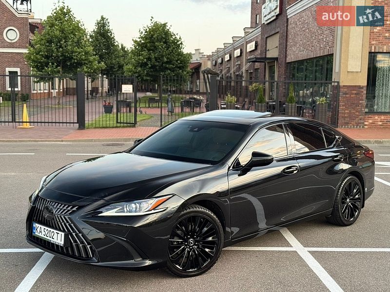 Седан Lexus ES 2021 в Києві