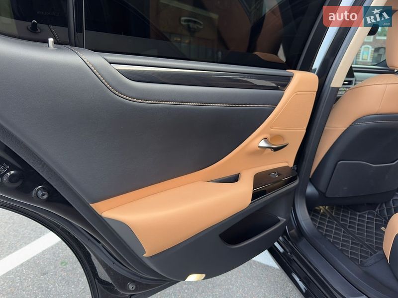 Седан Lexus ES 2021 в Києві