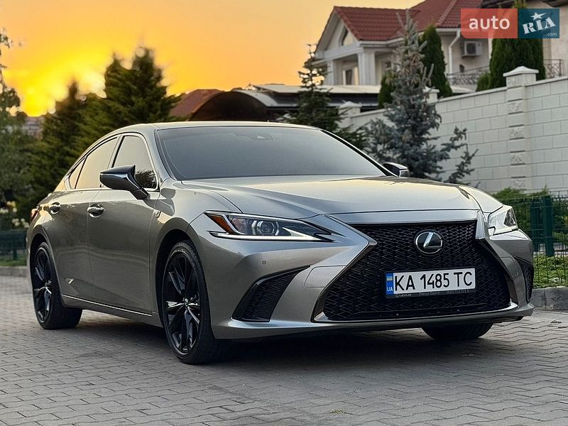 Седан Lexus ES 2023 в Одессе