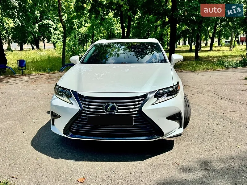Lexus ES 2015