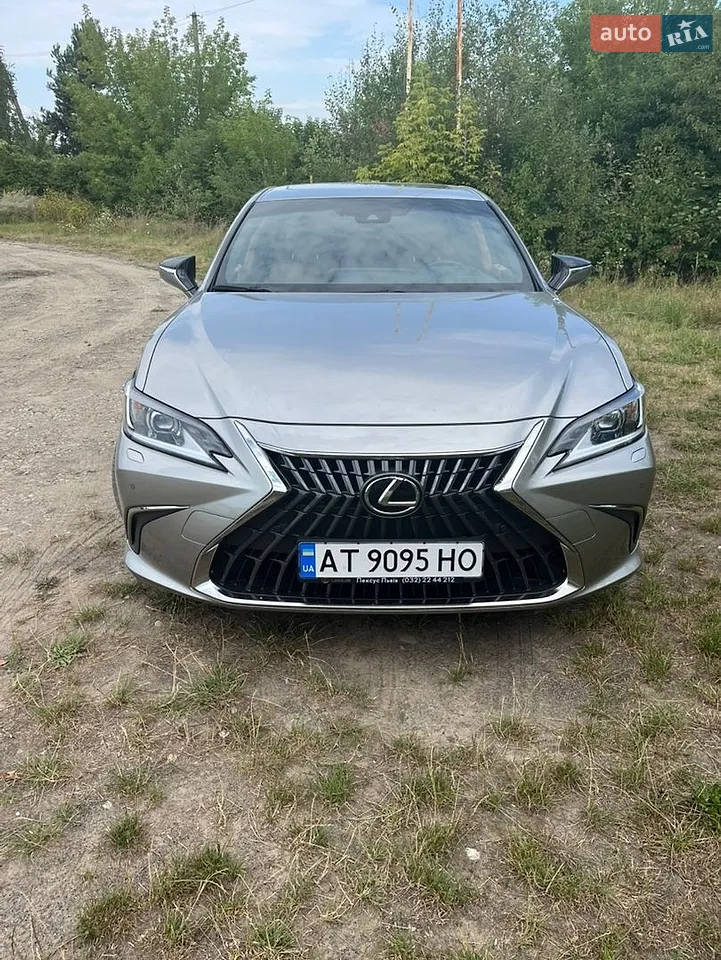 2022 Lexus ES - фото 1