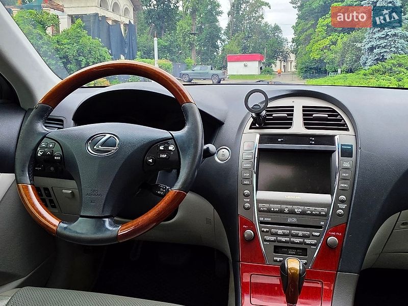 Седан Lexus ES 2007 в Киеве