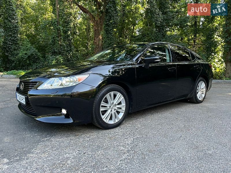 Седан Lexus ES 2014 в Харькове