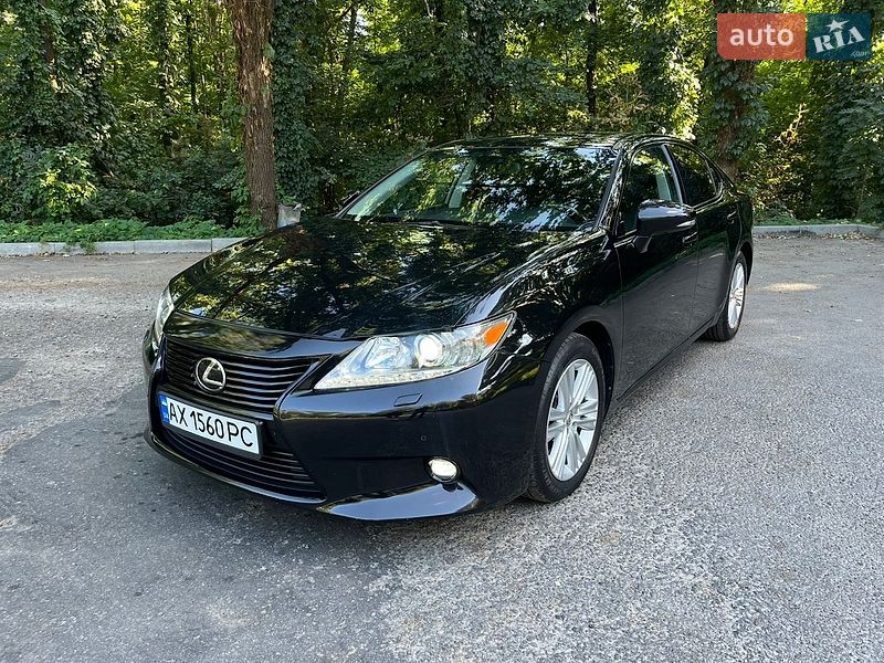 Седан Lexus ES 2014 в Харькове