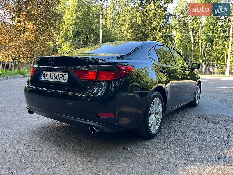 Седан Lexus ES 2014 в Харькове