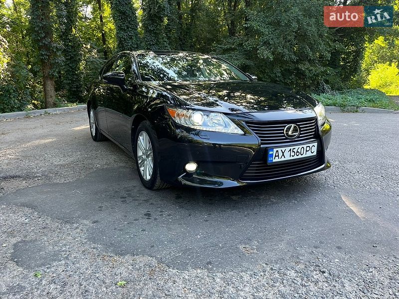Седан Lexus ES 2014 в Харькове