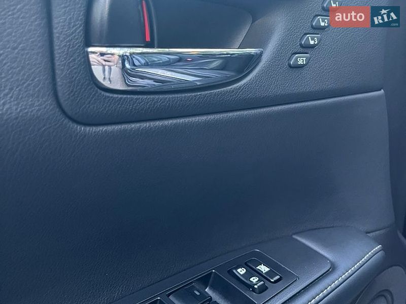 Седан Lexus ES 2014 в Харькове