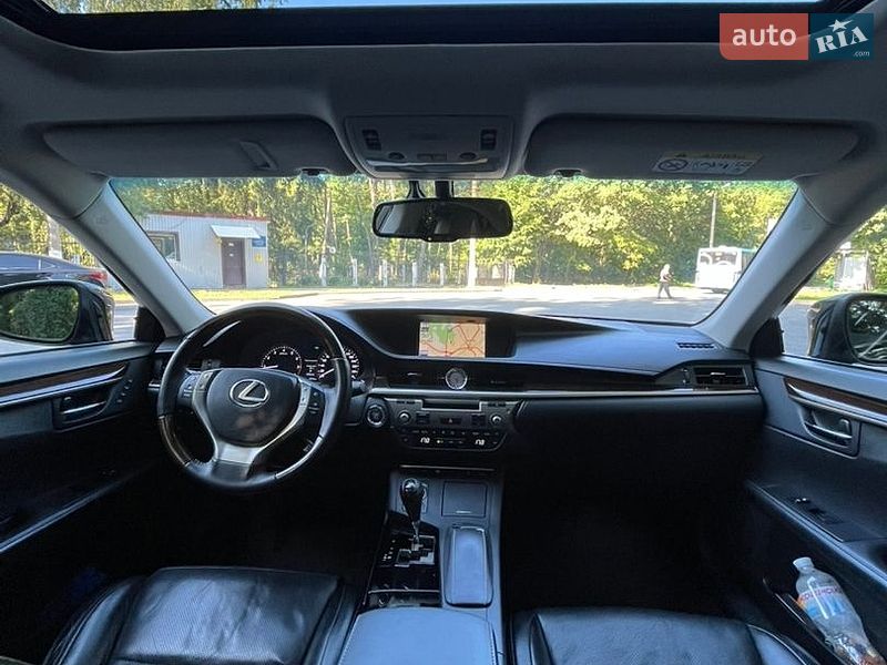 Седан Lexus ES 2014 в Харькове