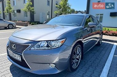 Седан Lexus ES 2015 в Києві фото Седан Lexus ES 2015 в Києві