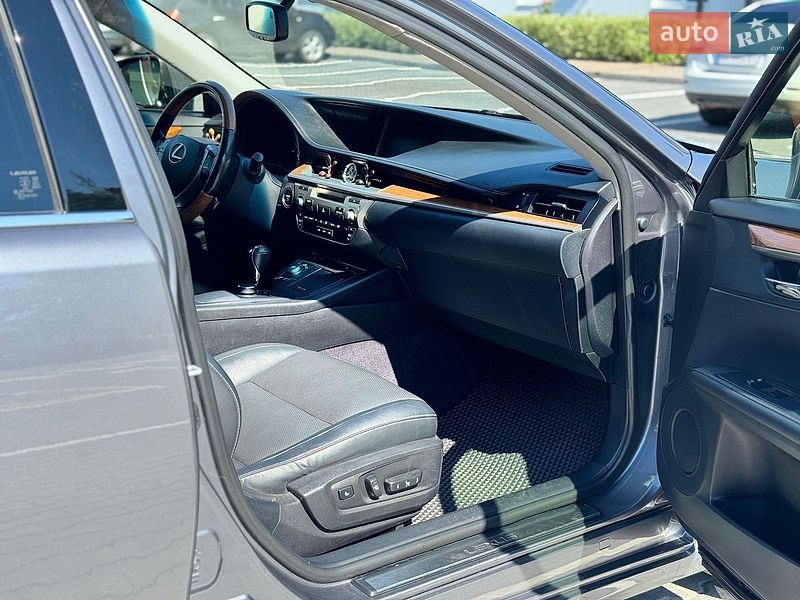 Седан Lexus ES 2015 в Києві фото 11 Седан Lexus ES 2015 в Києві