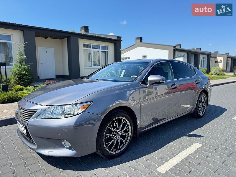 Седан Lexus ES 2015 в Києві фото 14 Седан Lexus ES 2015 в Києві