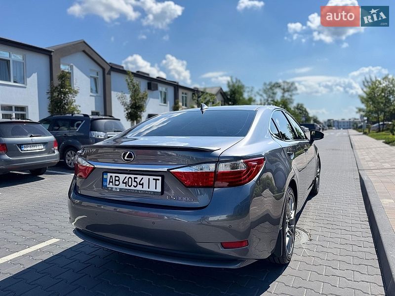 Седан Lexus ES 2015 в Києві фото 16 Седан Lexus ES 2015 в Києві