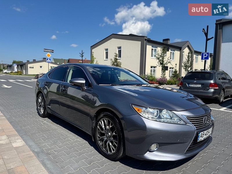Седан Lexus ES 2015 в Києві фото 17 Седан Lexus ES 2015 в Києві