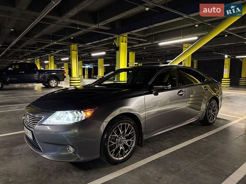 Седан Lexus ES 2015 в Києві фото 18 Седан Lexus ES 2015 в Києві