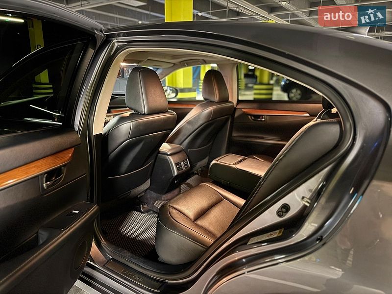Седан Lexus ES 2015 в Києві фото 22 Седан Lexus ES 2015 в Києві