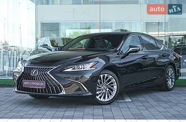 Lexus ES  2024