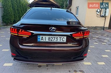 Lexus ES  2015