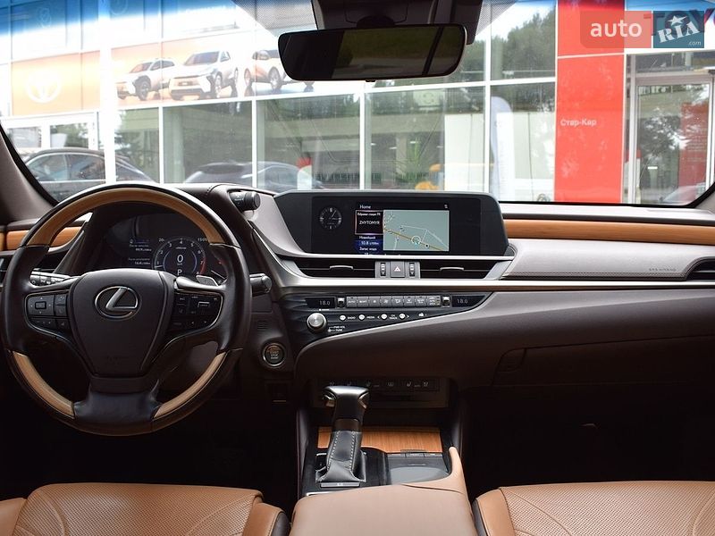 Седан Lexus ES 2021 в Житомирі