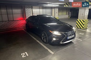 Lexus ES  2017