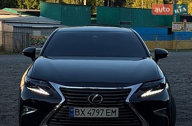Седан Lexus ES 2017 в Хмельницком Седан Lexus ES 2017 в Хмельницком