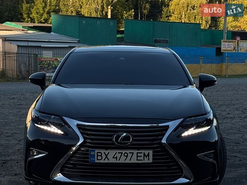 Lexus ES 2017