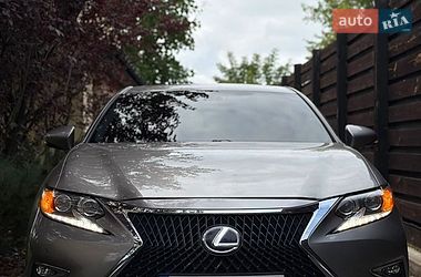 Lexus ES  2017
