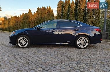 Седан Lexus ES 2013 в Киеве