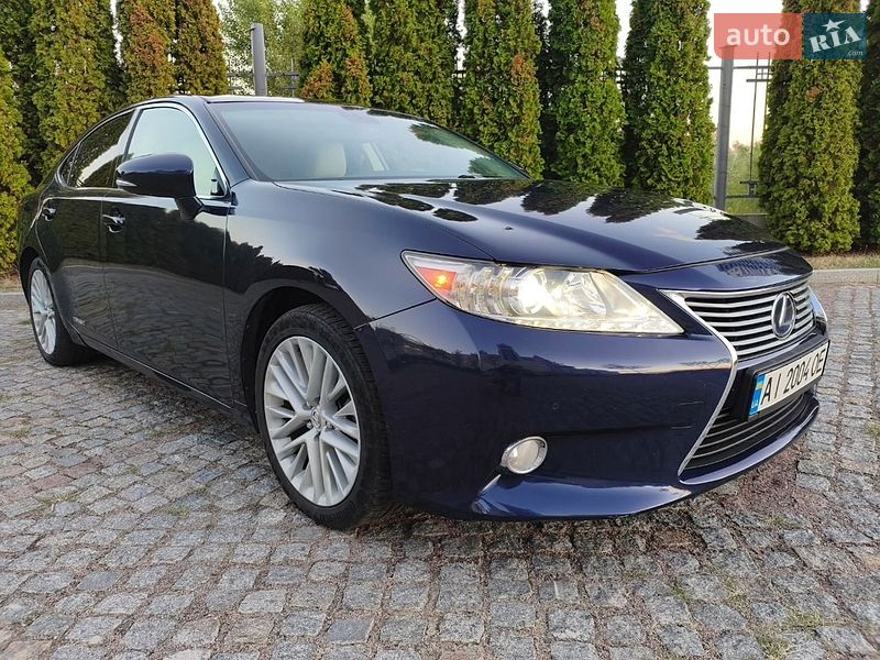 Седан Lexus ES 2013 в Киеве