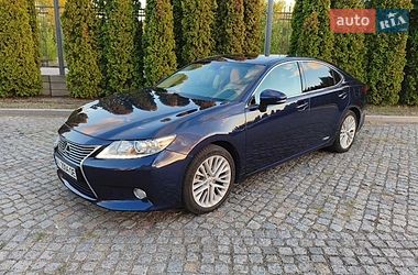 Седан Lexus ES 2013 в Киеве