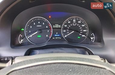 Седан Lexus ES 2013 в Киеве