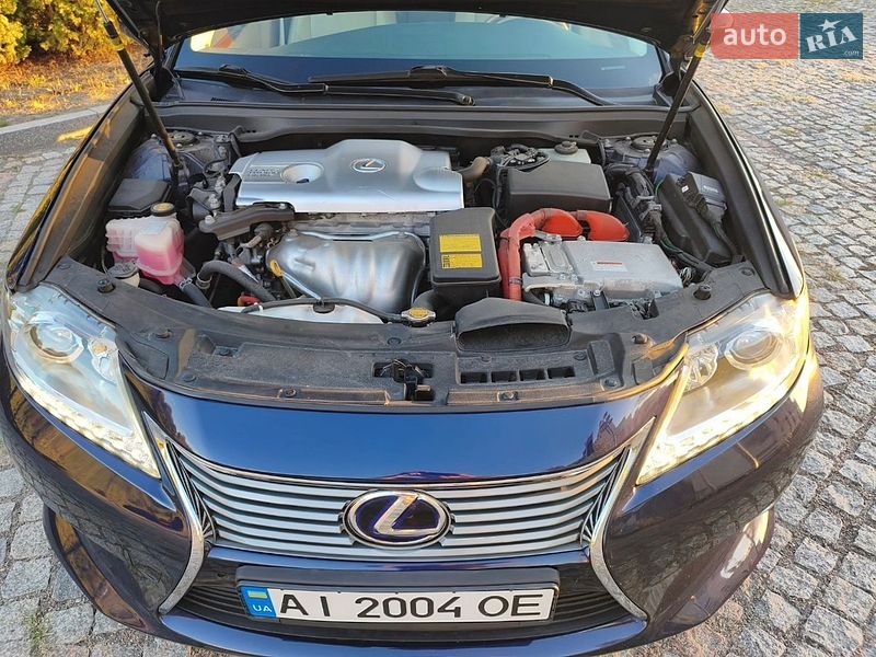 Седан Lexus ES 2013 в Киеве