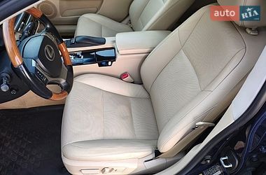 Седан Lexus ES 2013 в Киеве
