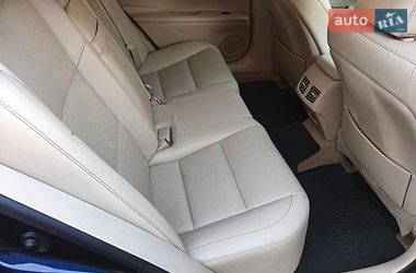 Седан Lexus ES 2013 в Киеве