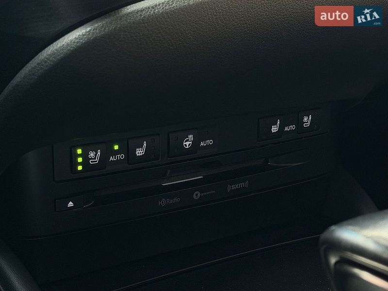 Седан Lexus ES 2019 в Николаеве