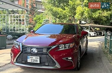 Седан Lexus ES 2015 в Одессе