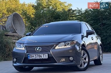 Седан Lexus ES 2013 в Одессе