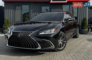 lexus es 2025 в Кропивницкий (Кировоград) от профессионального продавца [object Object]