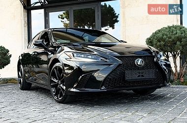 Седан Lexus ES 2023 в Львове