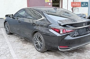 lexus es 2023 в Днепр (Днепропетровск) от профессионального продавца Вова