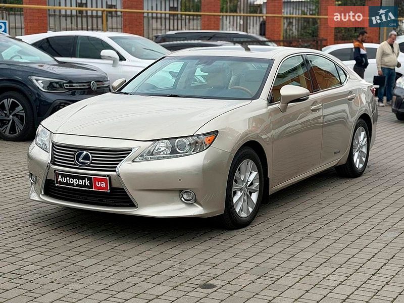 Lexus ES 2015