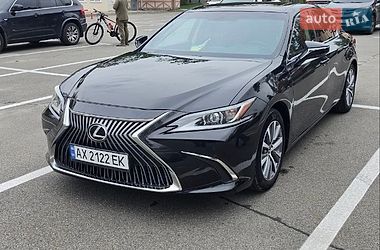 Седан Lexus ES 2019 в Харькове Седан Lexus ES 2019 в Харькове