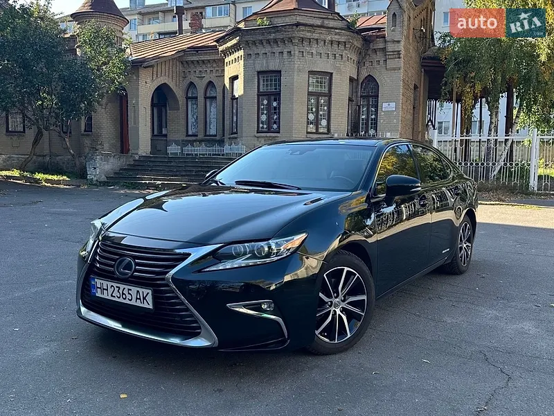 Lexus ES 2016
