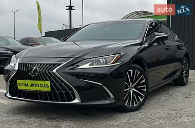 Lexus ES  2023
