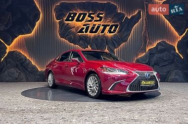 Lexus ES  2019