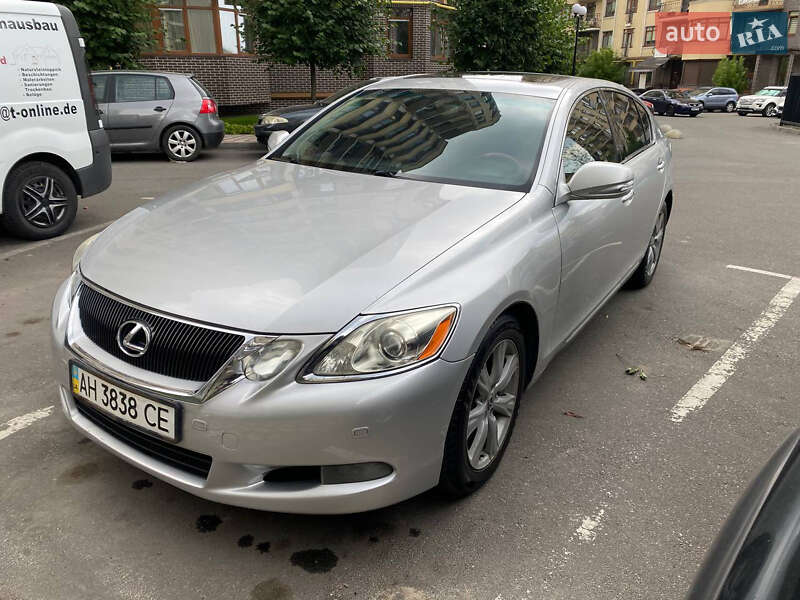 Седан Lexus GS