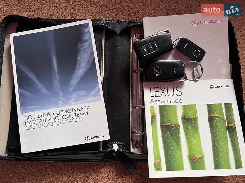 Седан Lexus GS 2013 в Краснограде документ